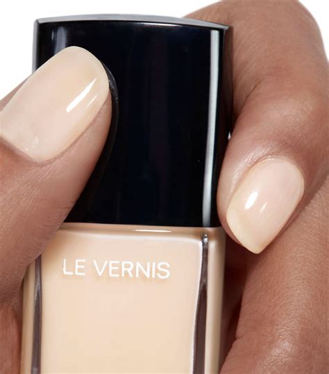 chanel le vernis 965|LE VERNIS Longwear nail colour 191 .